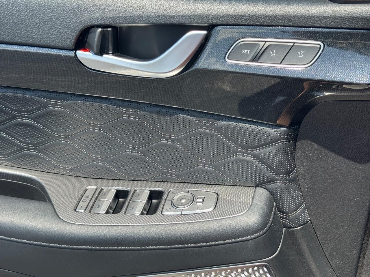 Hyundai Palisade Vehicle Full-screen Gallery Image 29