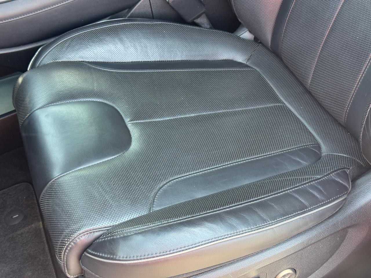 Hyundai Palisade Vehicle Full-screen Gallery Image 30