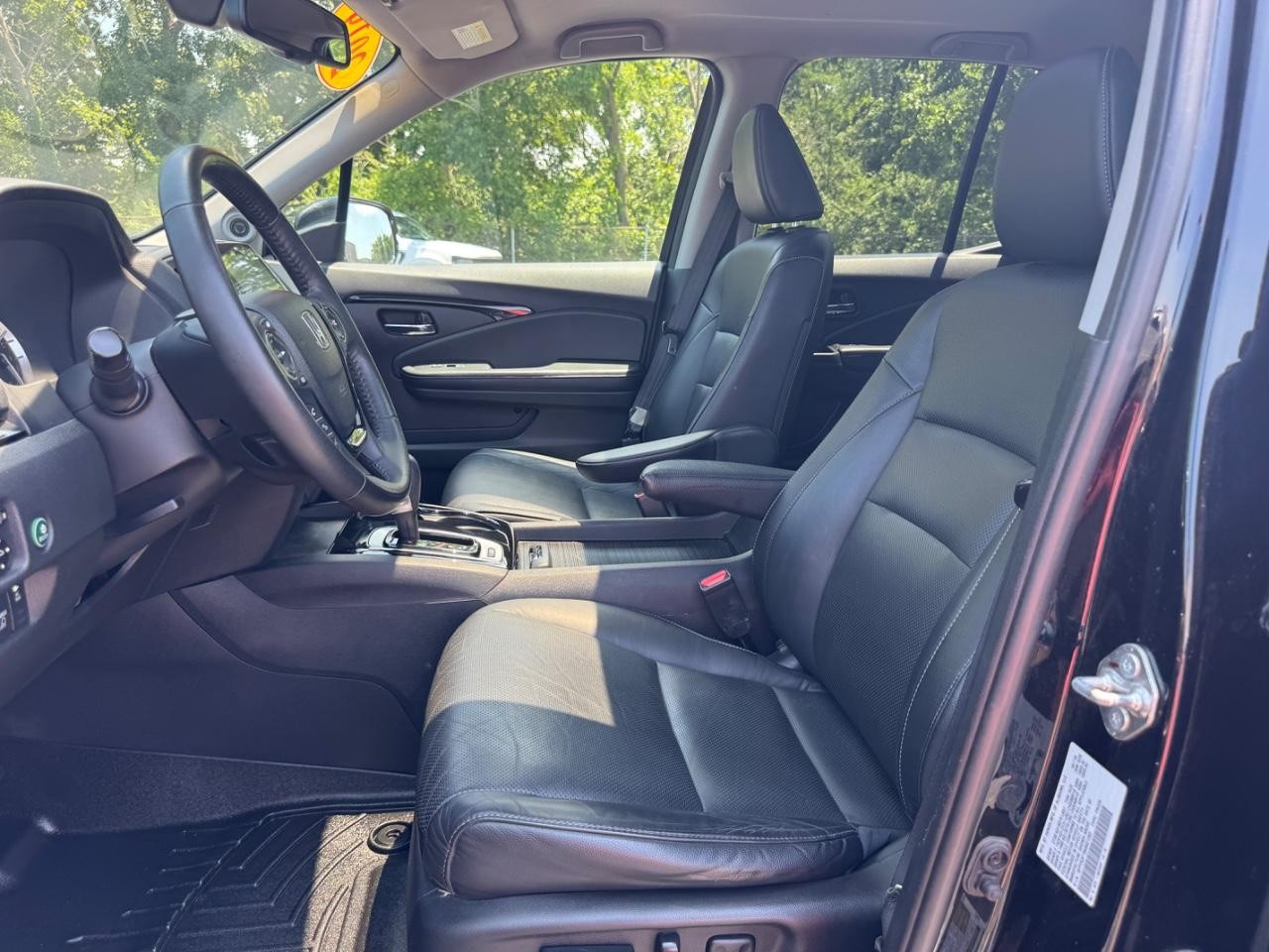 Honda Ridgeline Vehicle Full-screen Gallery Image 19