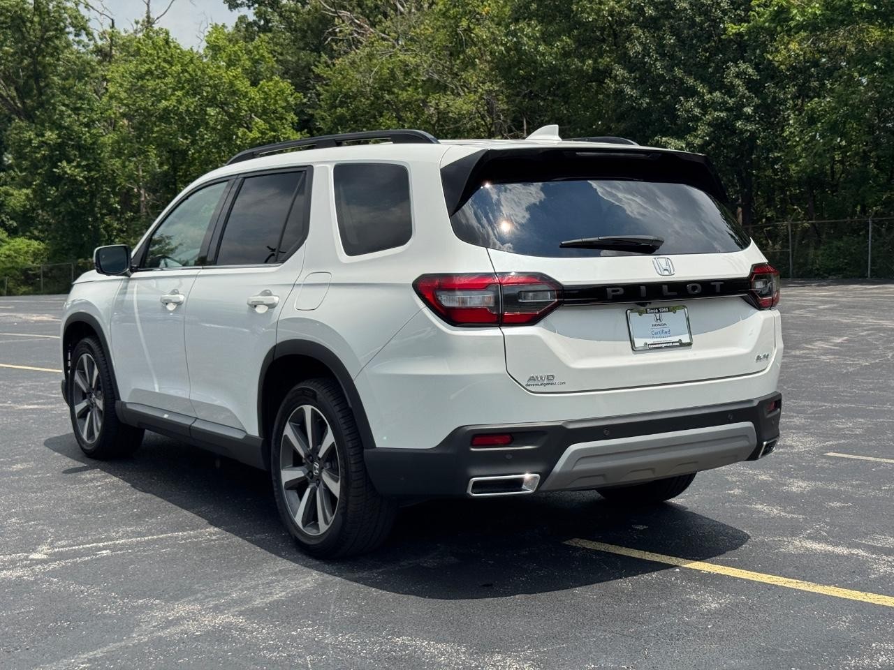 Honda Pilot Vehicle Full-screen Gallery Image 07