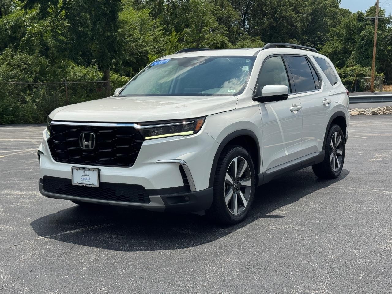 Honda Pilot Vehicle Full-screen Gallery Image 09