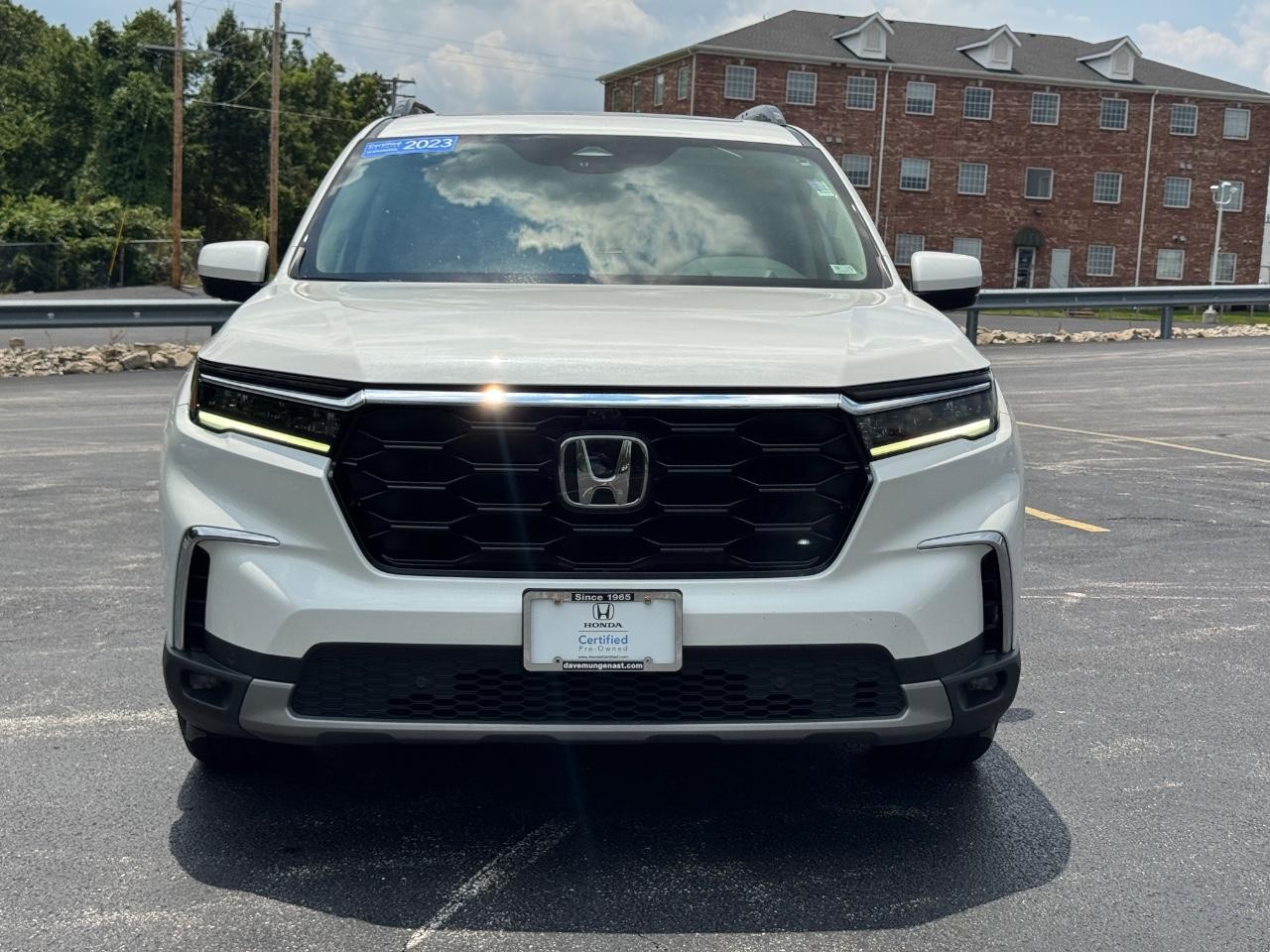 Honda Pilot Vehicle Full-screen Gallery Image 10