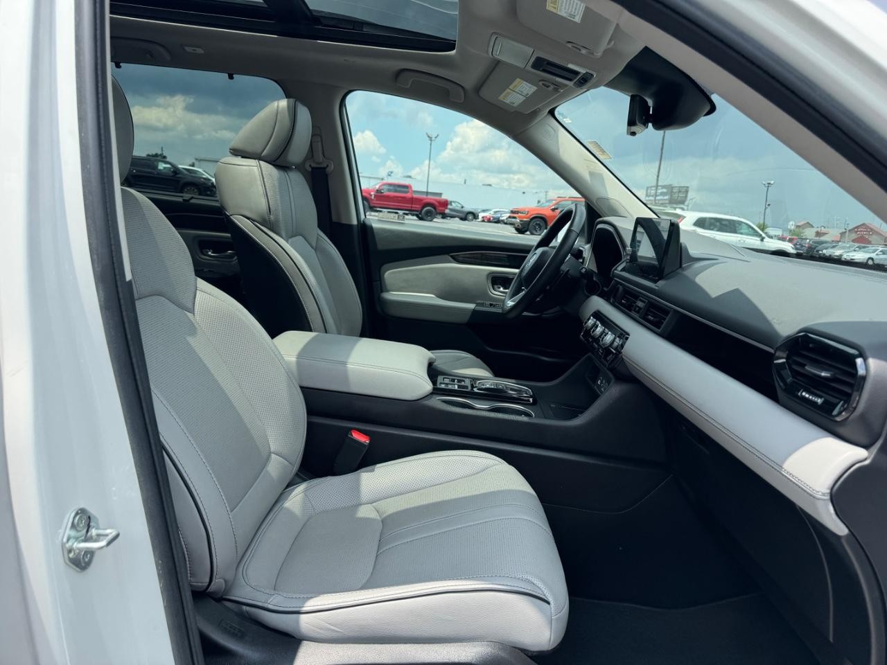 Honda Pilot Vehicle Full-screen Gallery Image 19