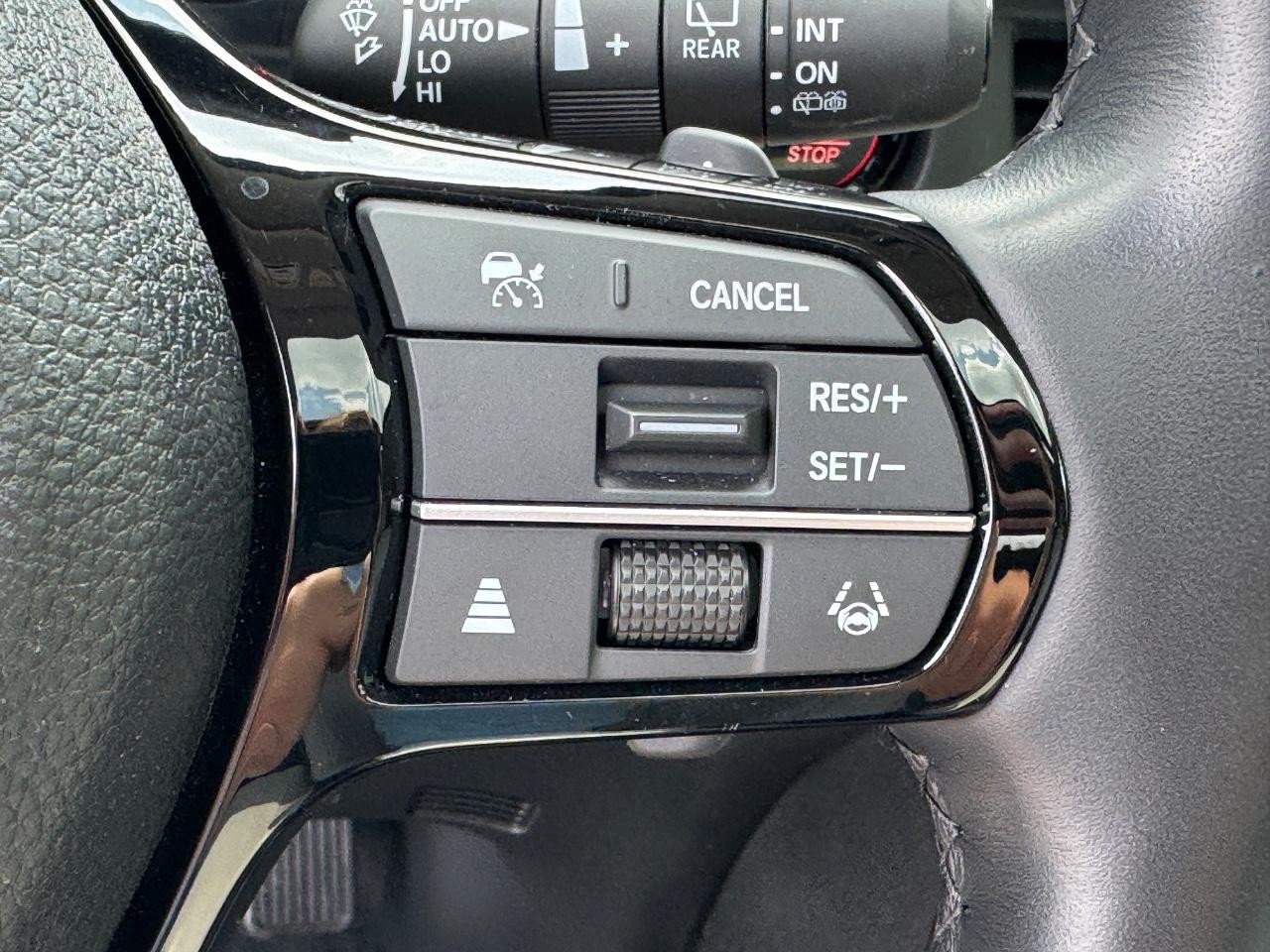 Honda Pilot Vehicle Full-screen Gallery Image 24