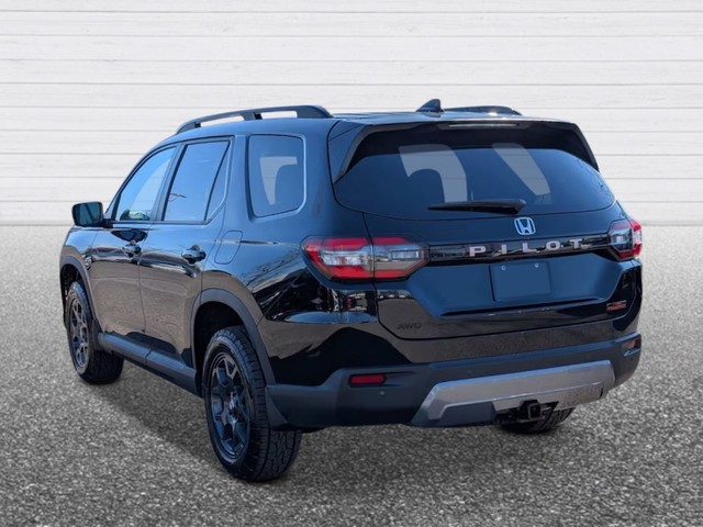 Honda Pilot Vehicle Full-screen Gallery Image 04