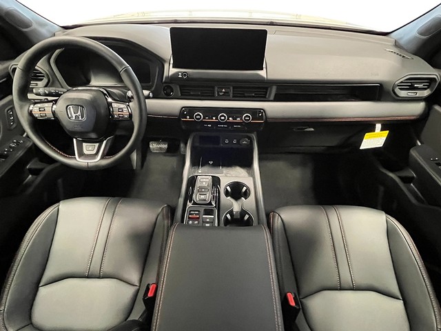 Honda Pilot Vehicle Full-screen Gallery Image 14