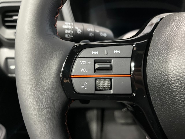 Honda Pilot Vehicle Full-screen Gallery Image 16