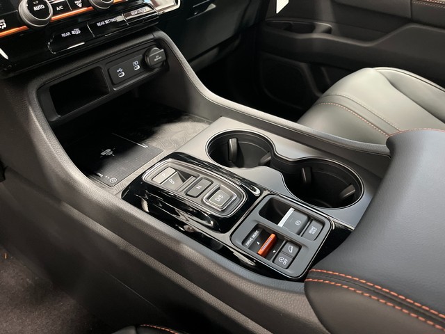 Honda Pilot Vehicle Full-screen Gallery Image 22