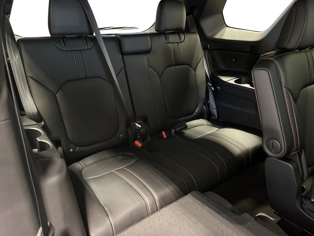 Honda Pilot Vehicle Full-screen Gallery Image 27
