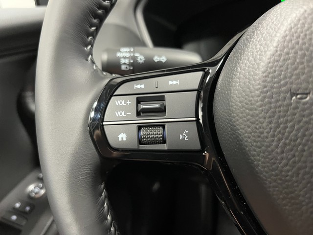 Honda HR-V Vehicle Full-screen Gallery Image 18