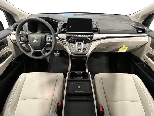 Honda Odyssey Vehicle Full-screen Gallery Image 12