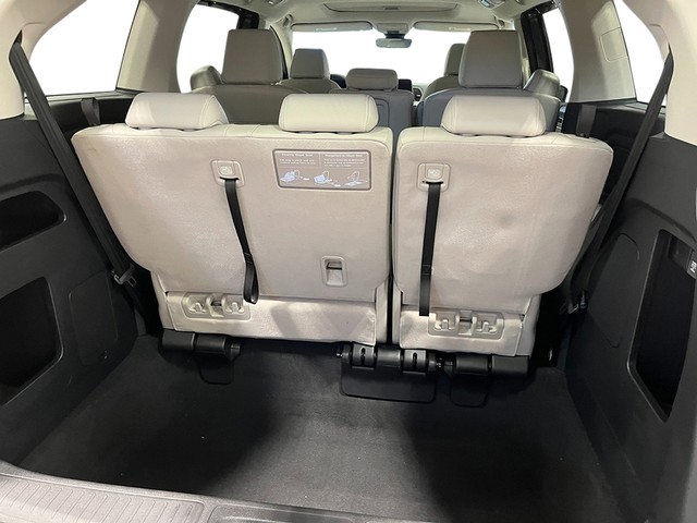 Honda Odyssey Vehicle Full-screen Gallery Image 23