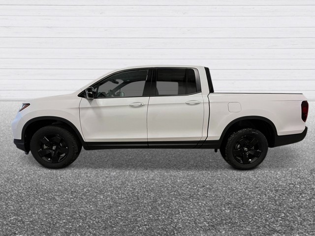 Honda Ridgeline Vehicle Full-screen Gallery Image 03