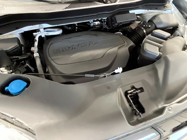 Honda Ridgeline Vehicle Full-screen Gallery Image 12