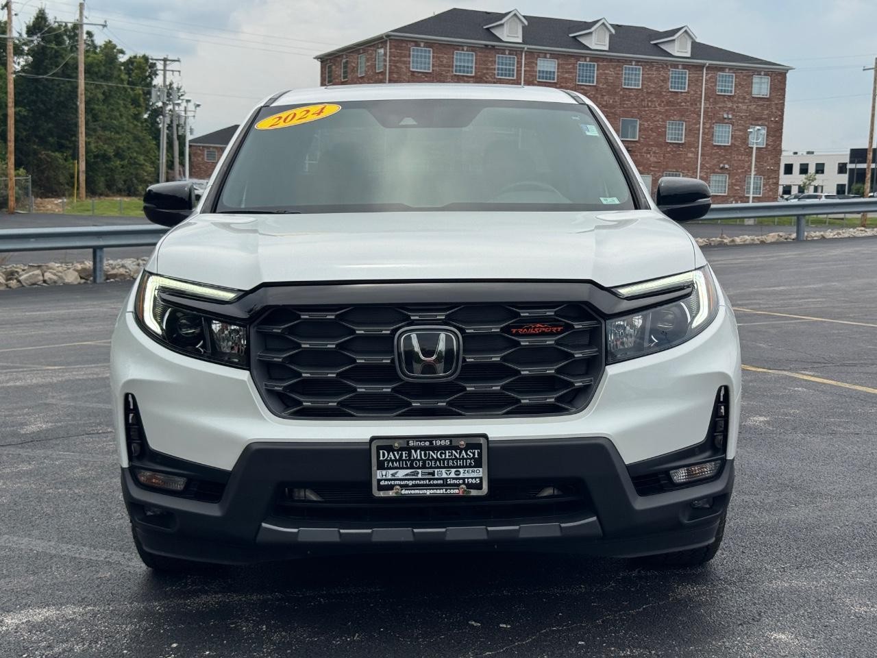 Honda Ridgeline Vehicle Full-screen Gallery Image 10