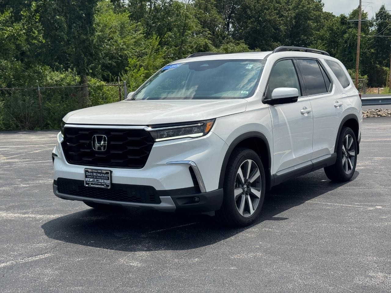 Honda Pilot Vehicle Full-screen Gallery Image 09