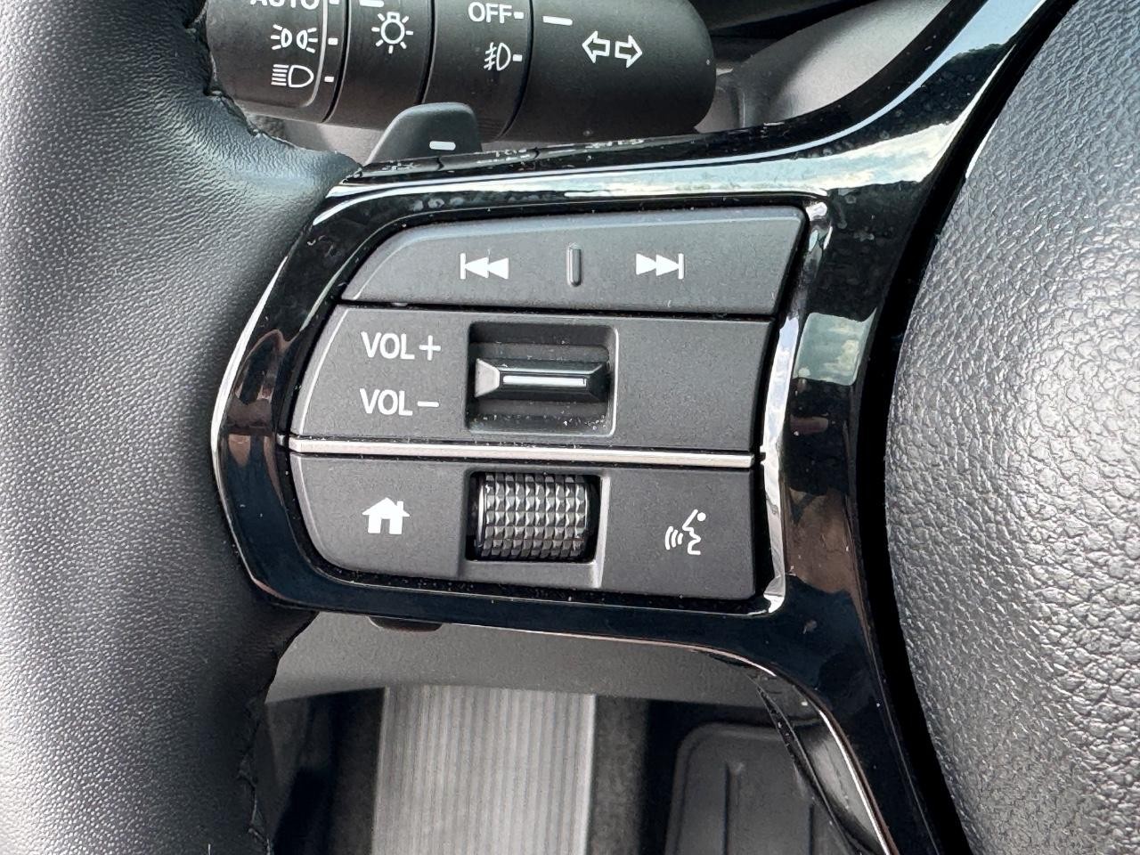 Honda Pilot Vehicle Full-screen Gallery Image 22