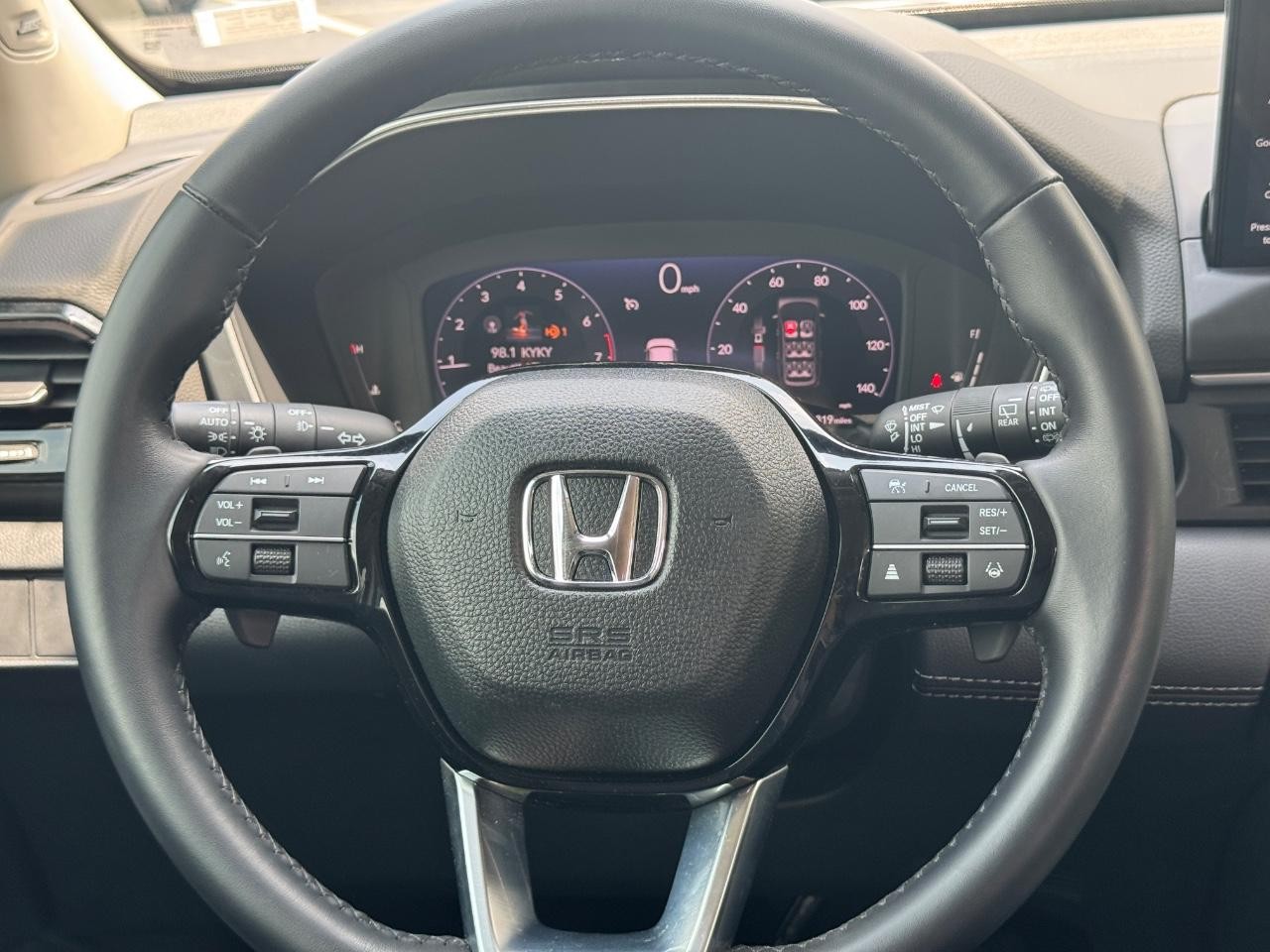 Honda Pilot Vehicle Full-screen Gallery Image 15