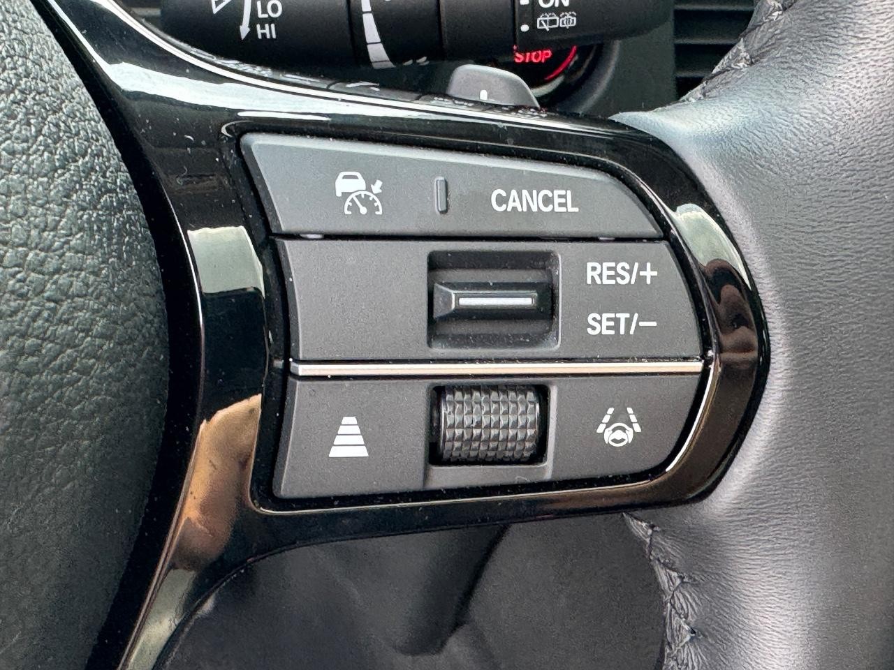 Honda Pilot Vehicle Full-screen Gallery Image 25