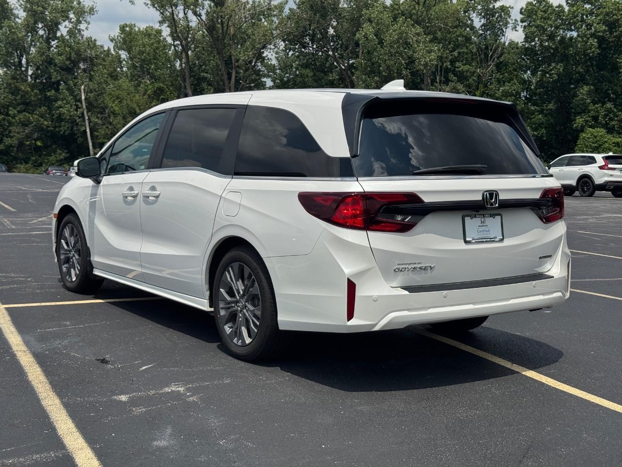 Honda Odyssey Vehicle Full-screen Gallery Image 07