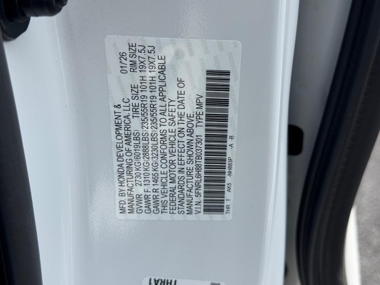 Honda Odyssey Vehicle Full-screen Gallery Image 30