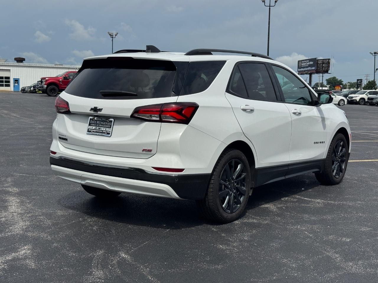 Chevrolet Equinox Vehicle Full-screen Gallery Image 04