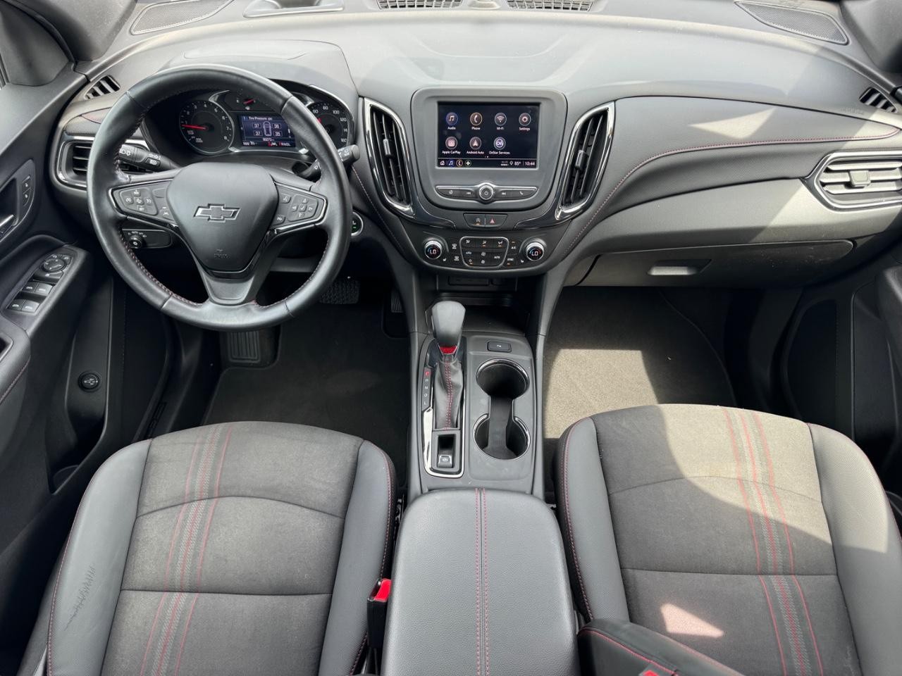 Chevrolet Equinox Vehicle Full-screen Gallery Image 12