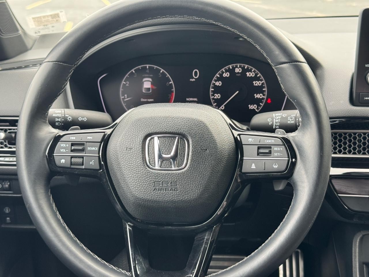 Honda Civic Hatchback Vehicle Full-screen Gallery Image 13