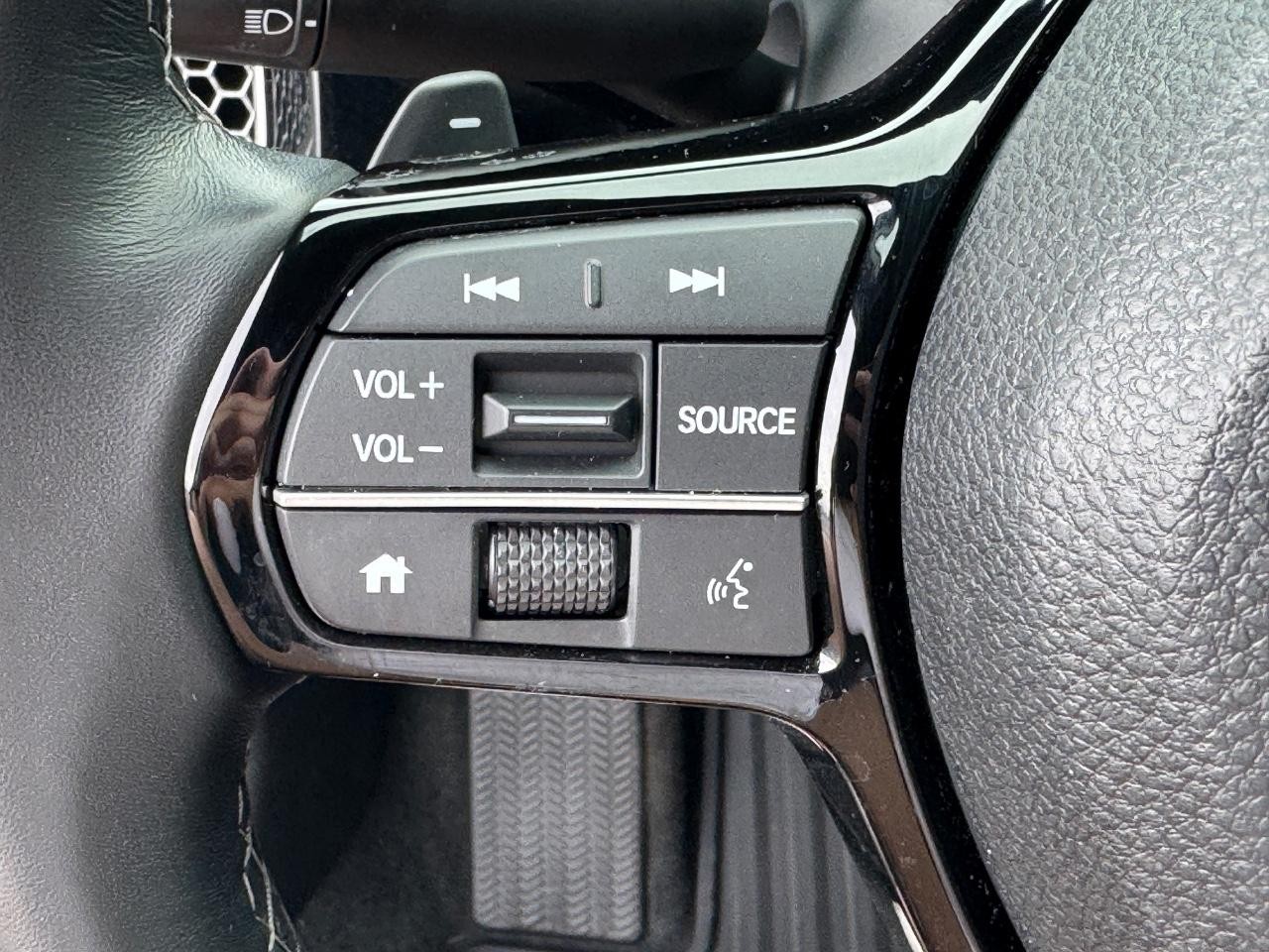 Honda Civic Hatchback Vehicle Full-screen Gallery Image 20