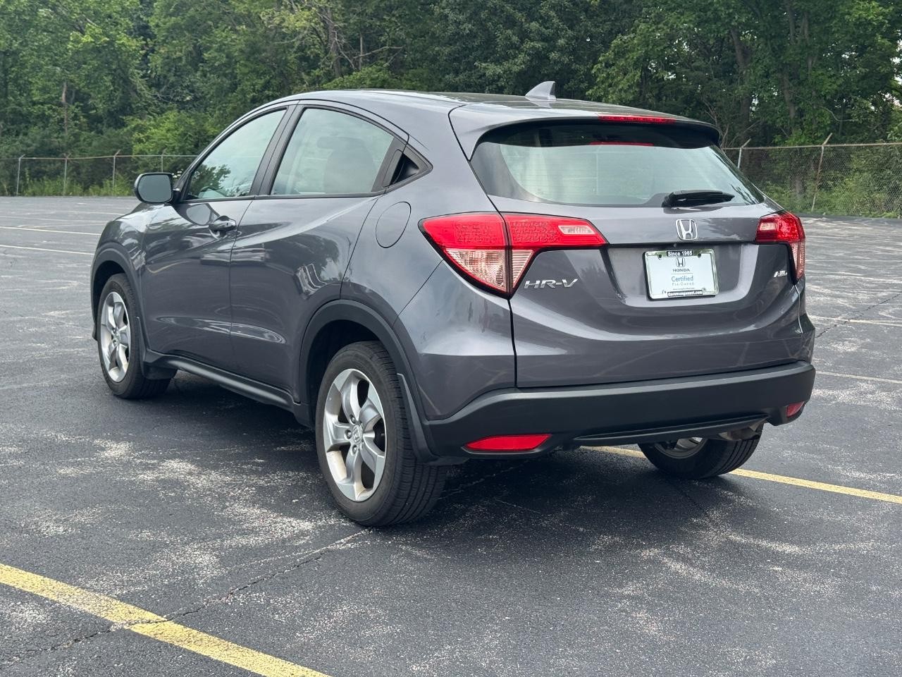 Honda HR-V Vehicle Full-screen Gallery Image 07
