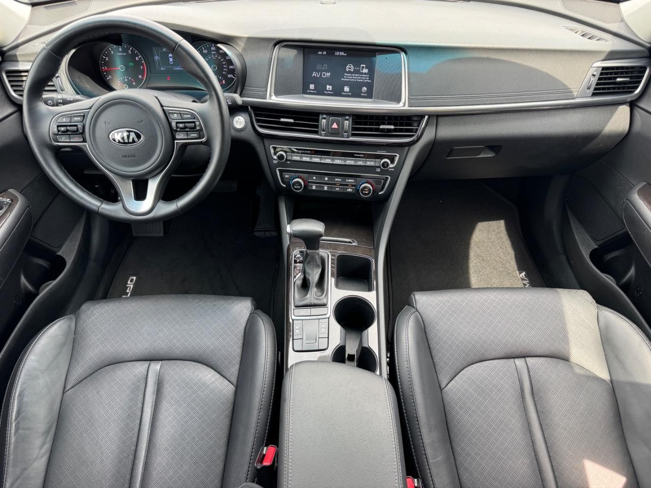 Kia Optima Vehicle Full-screen Gallery Image 12