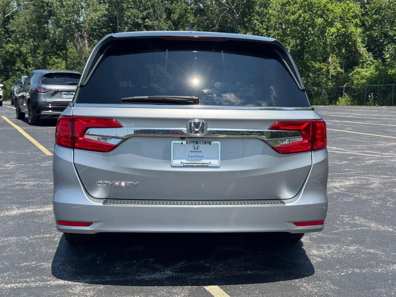 Honda Odyssey Vehicle Full-screen Gallery Image 06