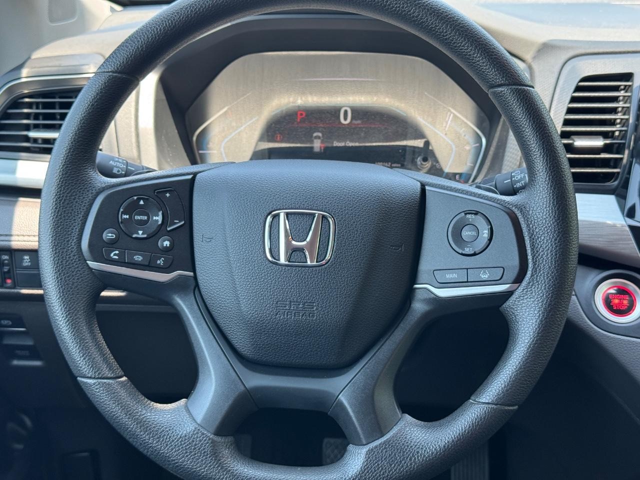 Honda Odyssey Vehicle Full-screen Gallery Image 14