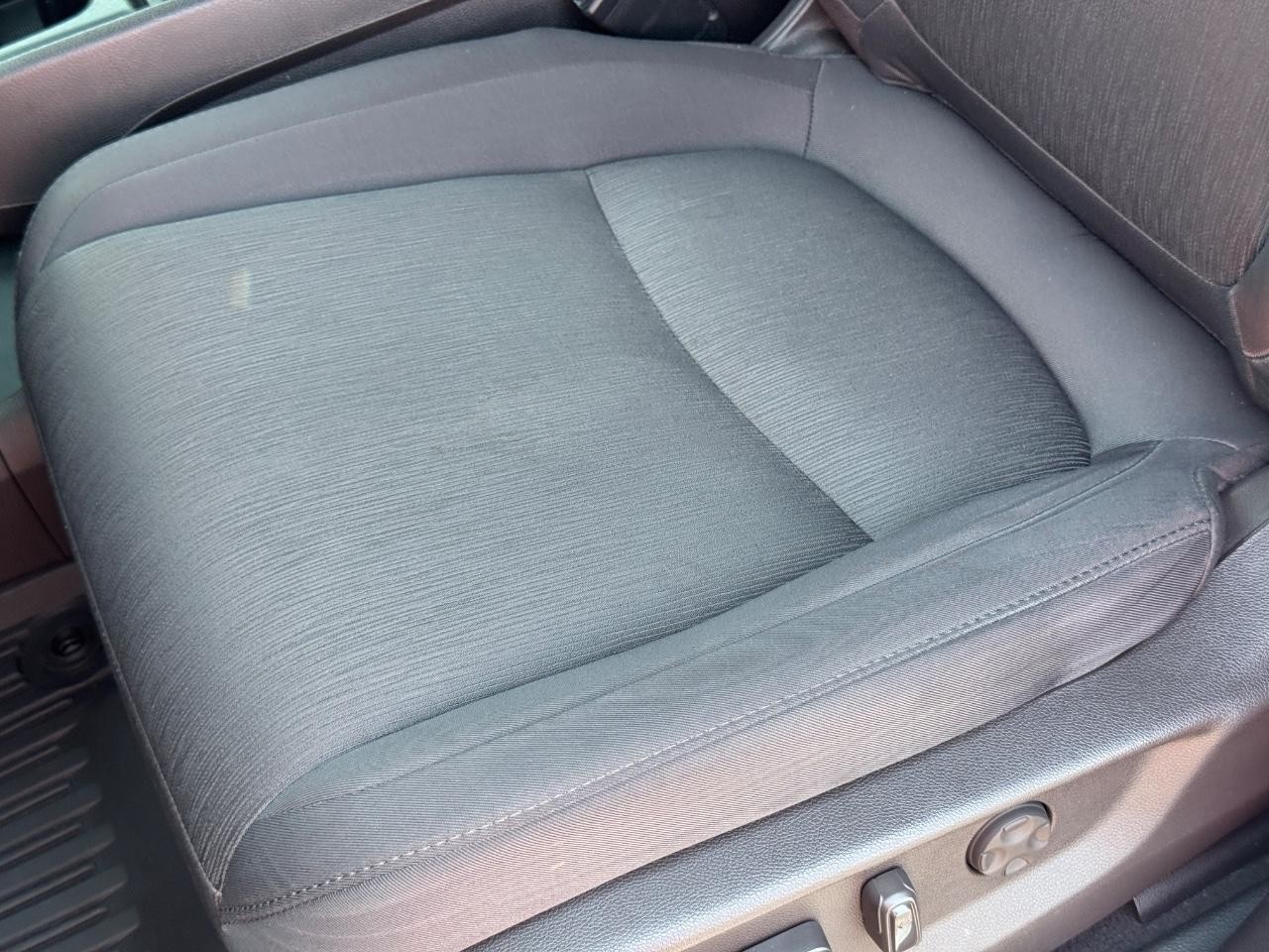 Honda Odyssey Vehicle Full-screen Gallery Image 25