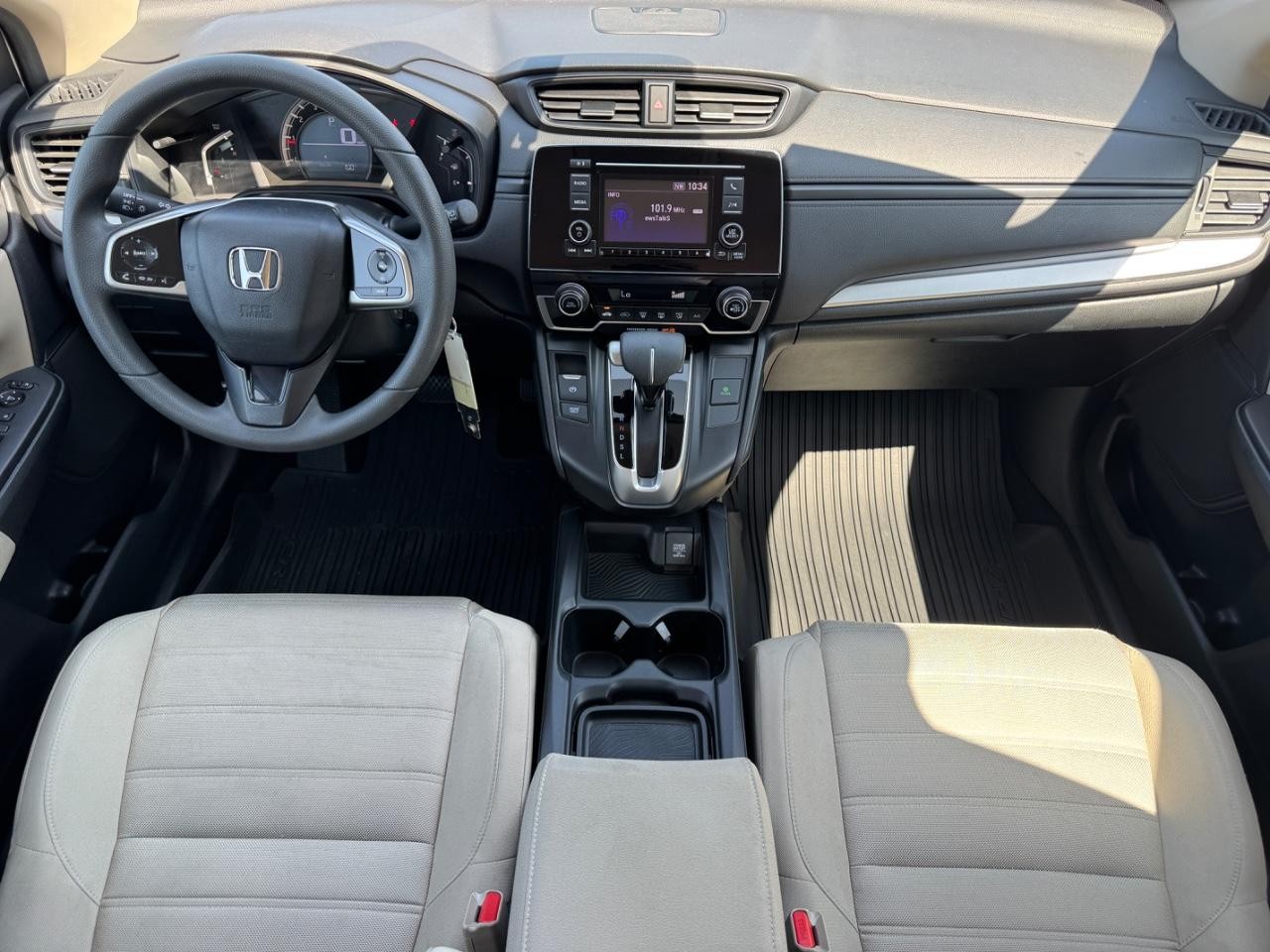 Honda CR-V Vehicle Full-screen Gallery Image 12