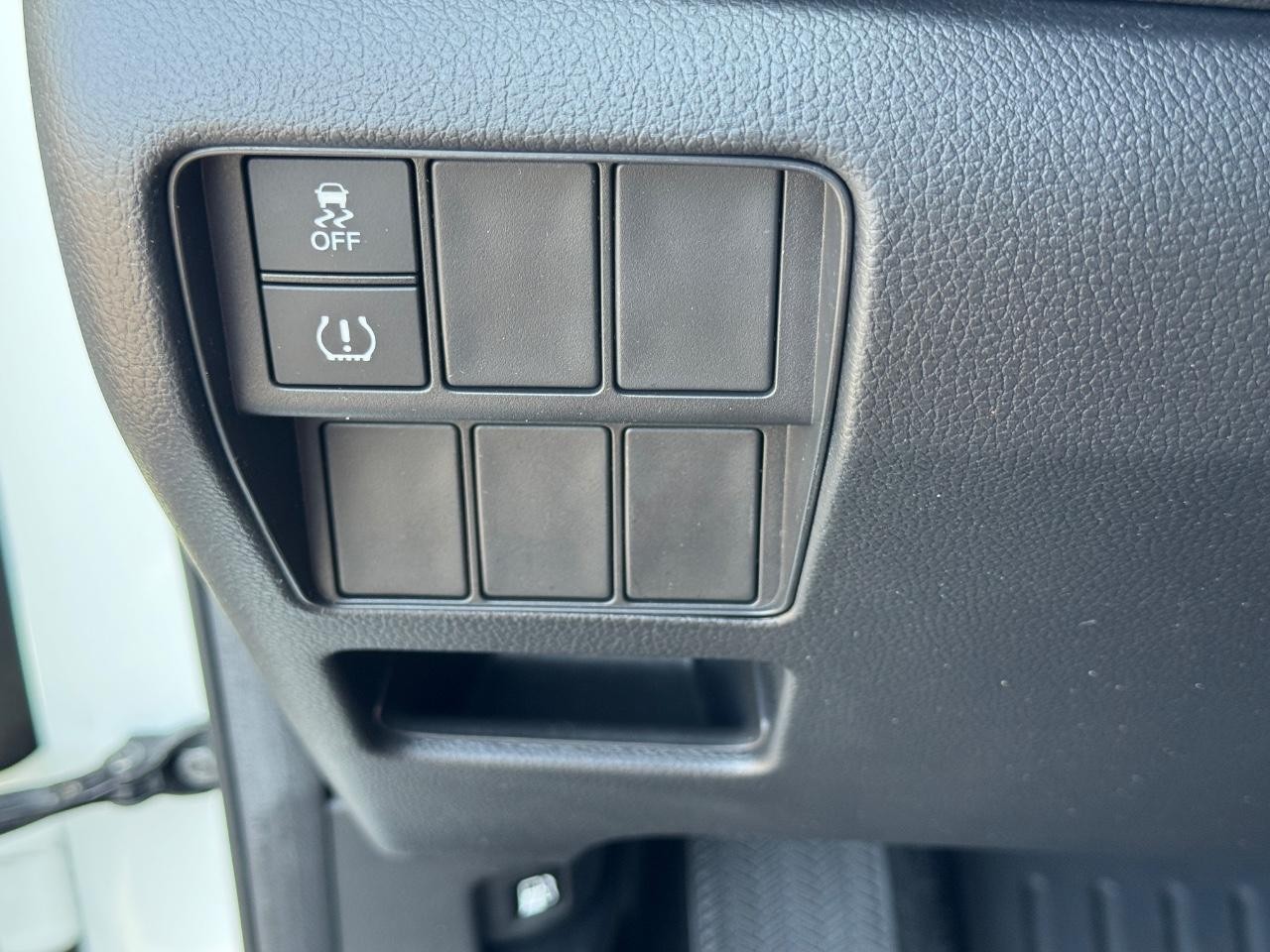Honda CR-V Vehicle Full-screen Gallery Image 22