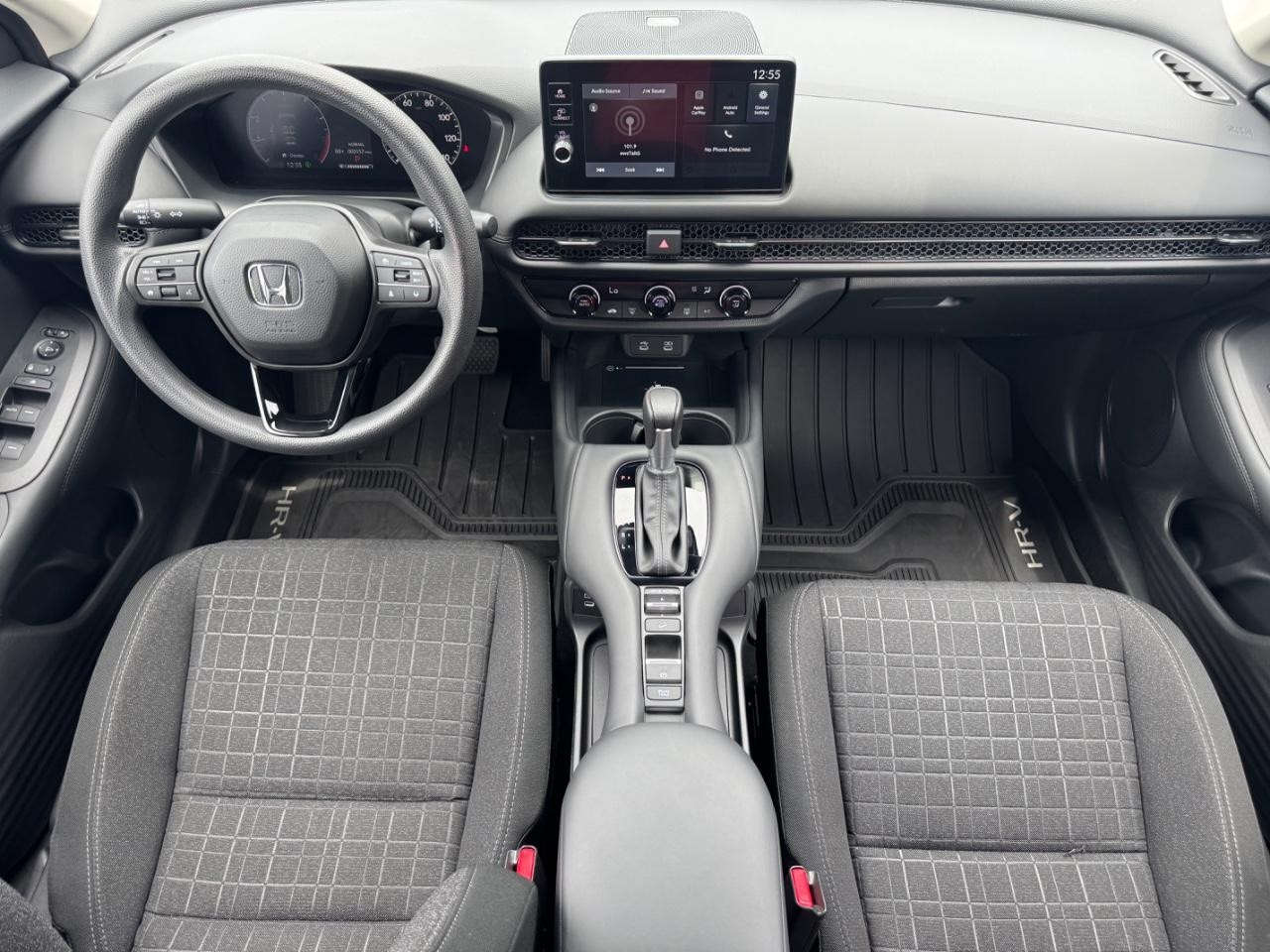 Honda HR-V Vehicle Full-screen Gallery Image 12
