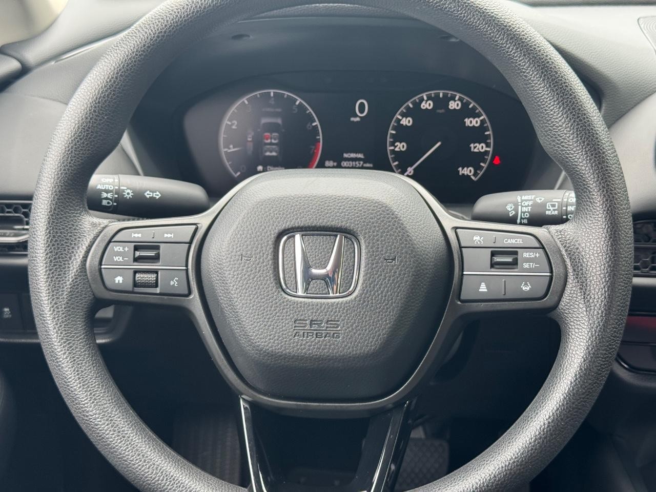 Honda HR-V Vehicle Full-screen Gallery Image 13