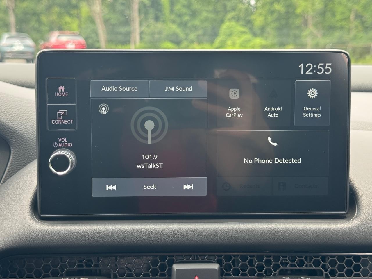 Honda HR-V Vehicle Full-screen Gallery Image 14