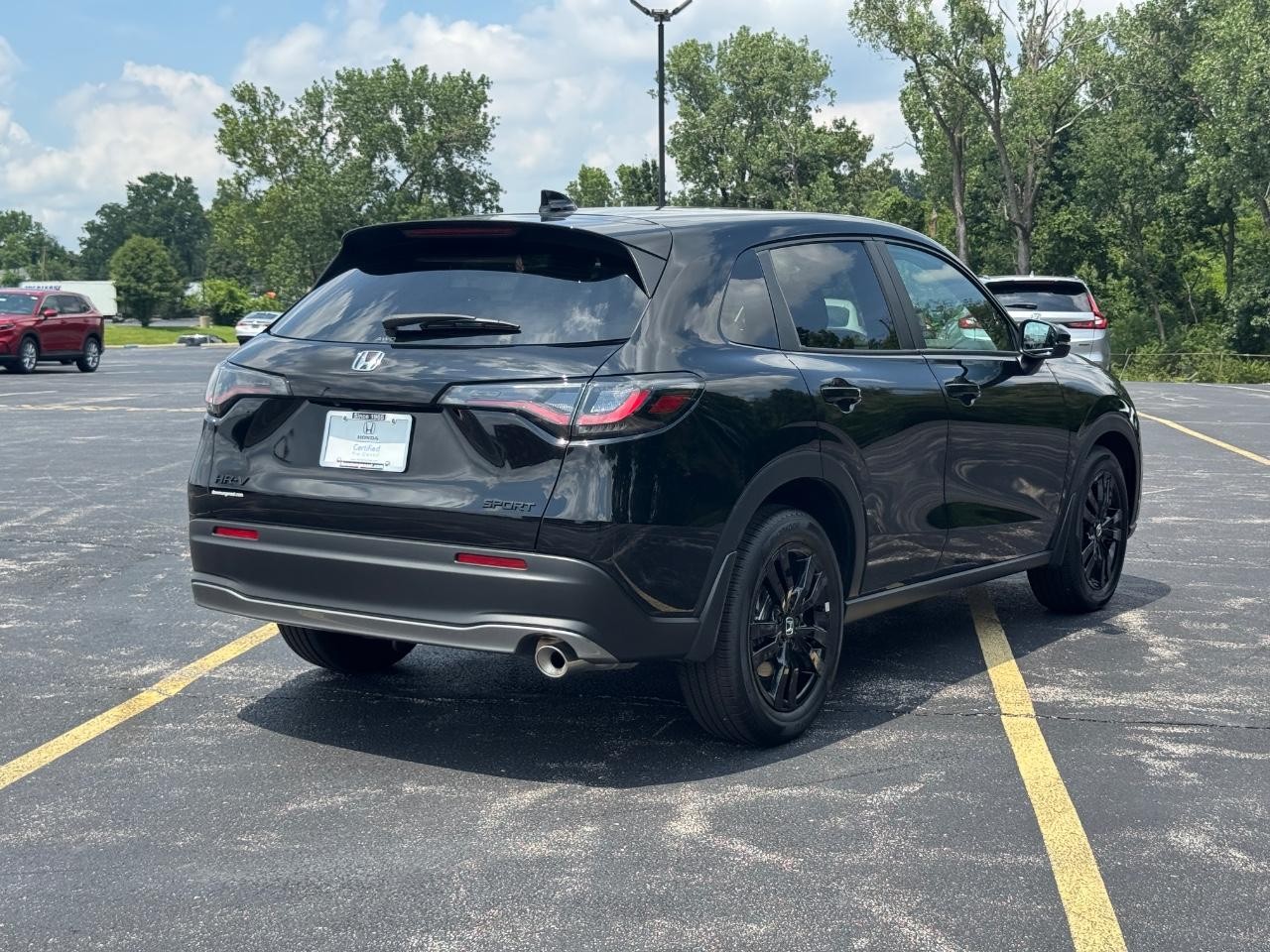 Honda HR-V Vehicle Full-screen Gallery Image 04