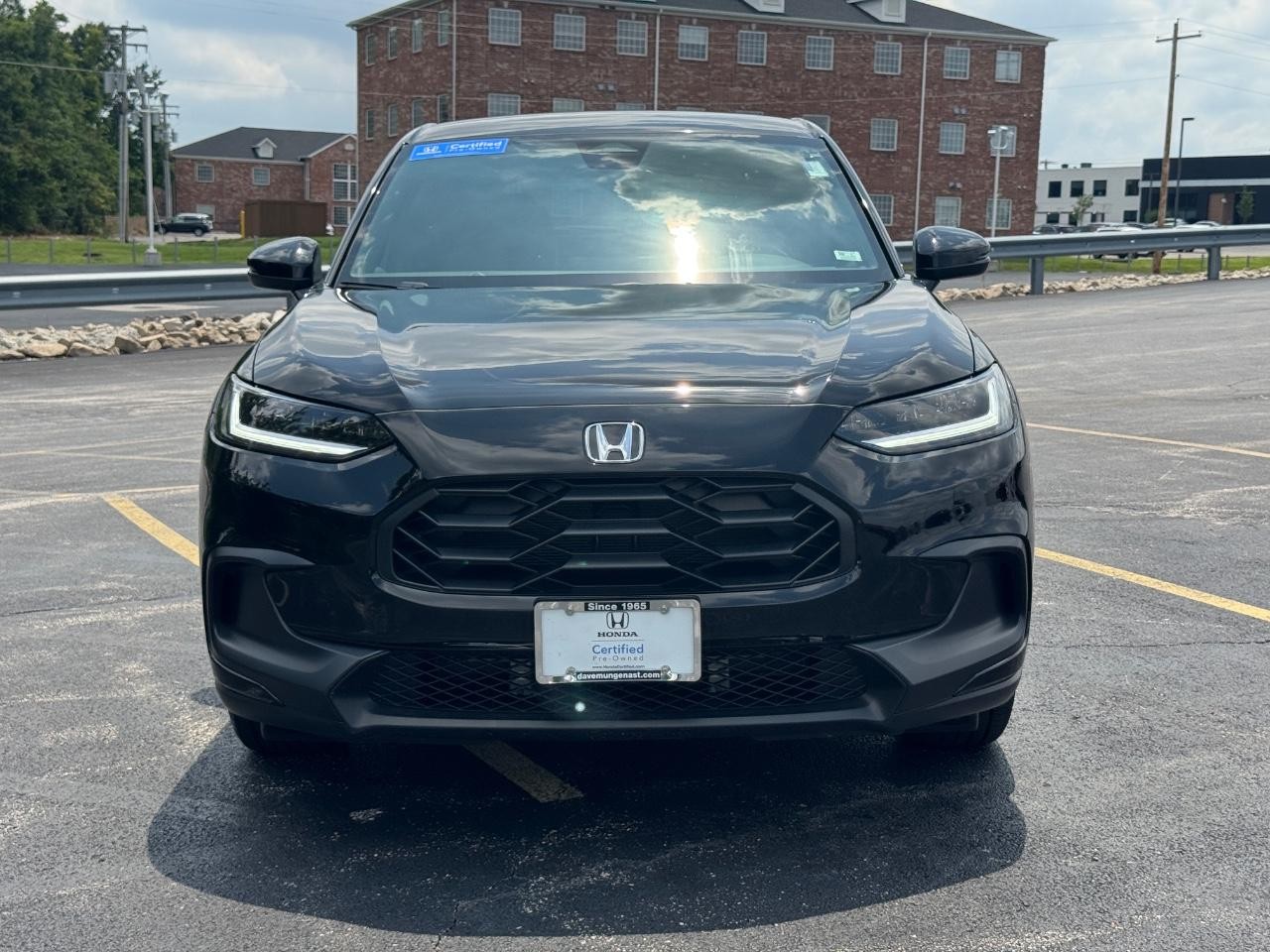 Honda HR-V Vehicle Full-screen Gallery Image 10
