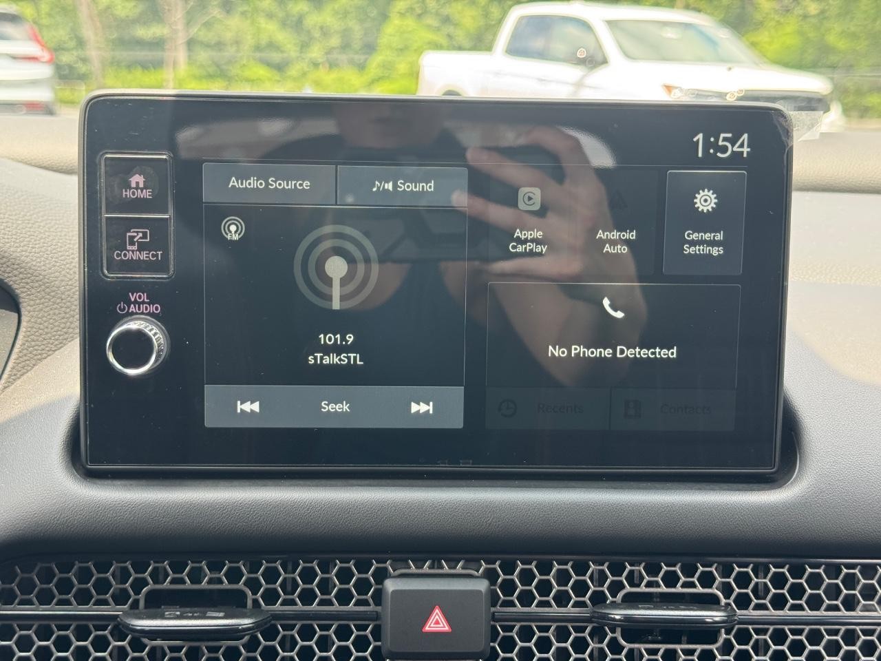 Honda HR-V Vehicle Full-screen Gallery Image 14