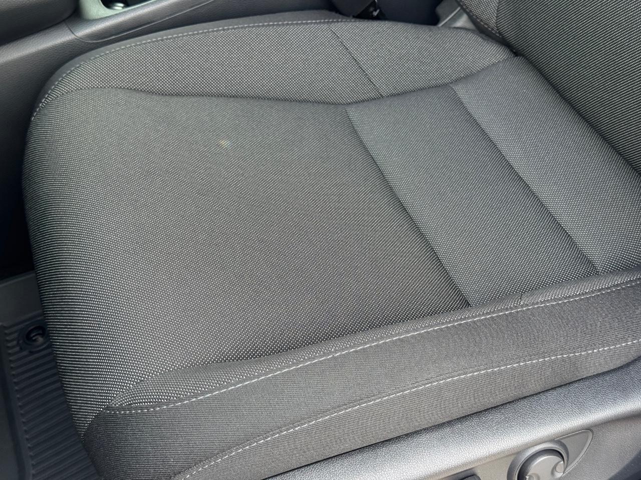 Honda CR-V Vehicle Full-screen Gallery Image 26