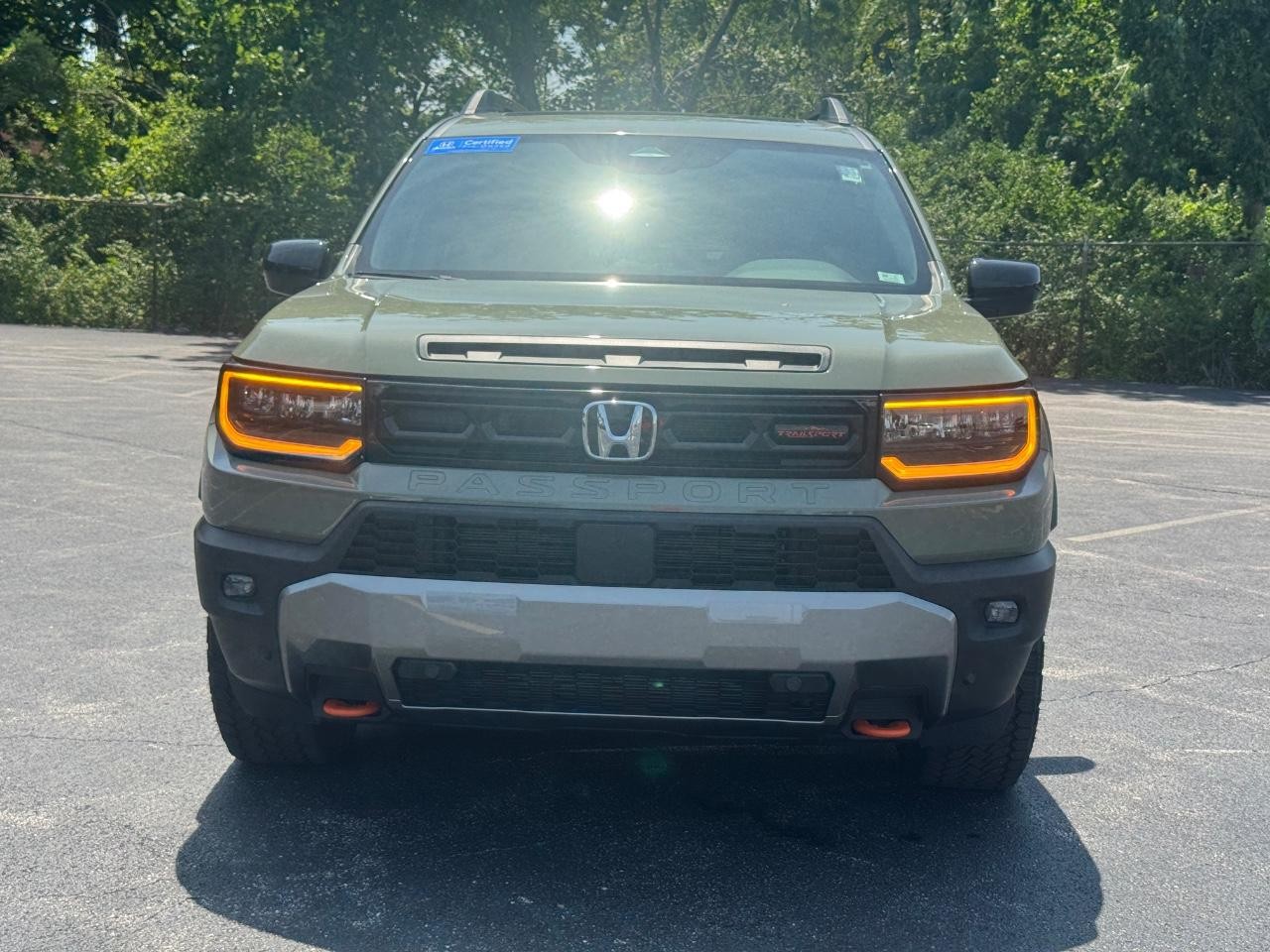 Honda Passport Vehicle Full-screen Gallery Image 10