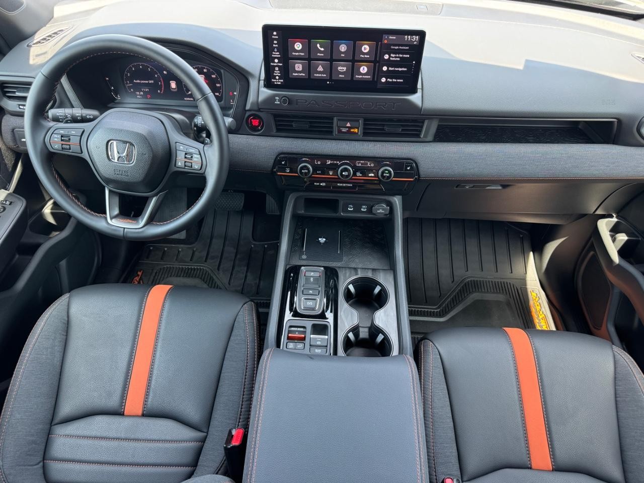 Honda Passport Vehicle Full-screen Gallery Image 12