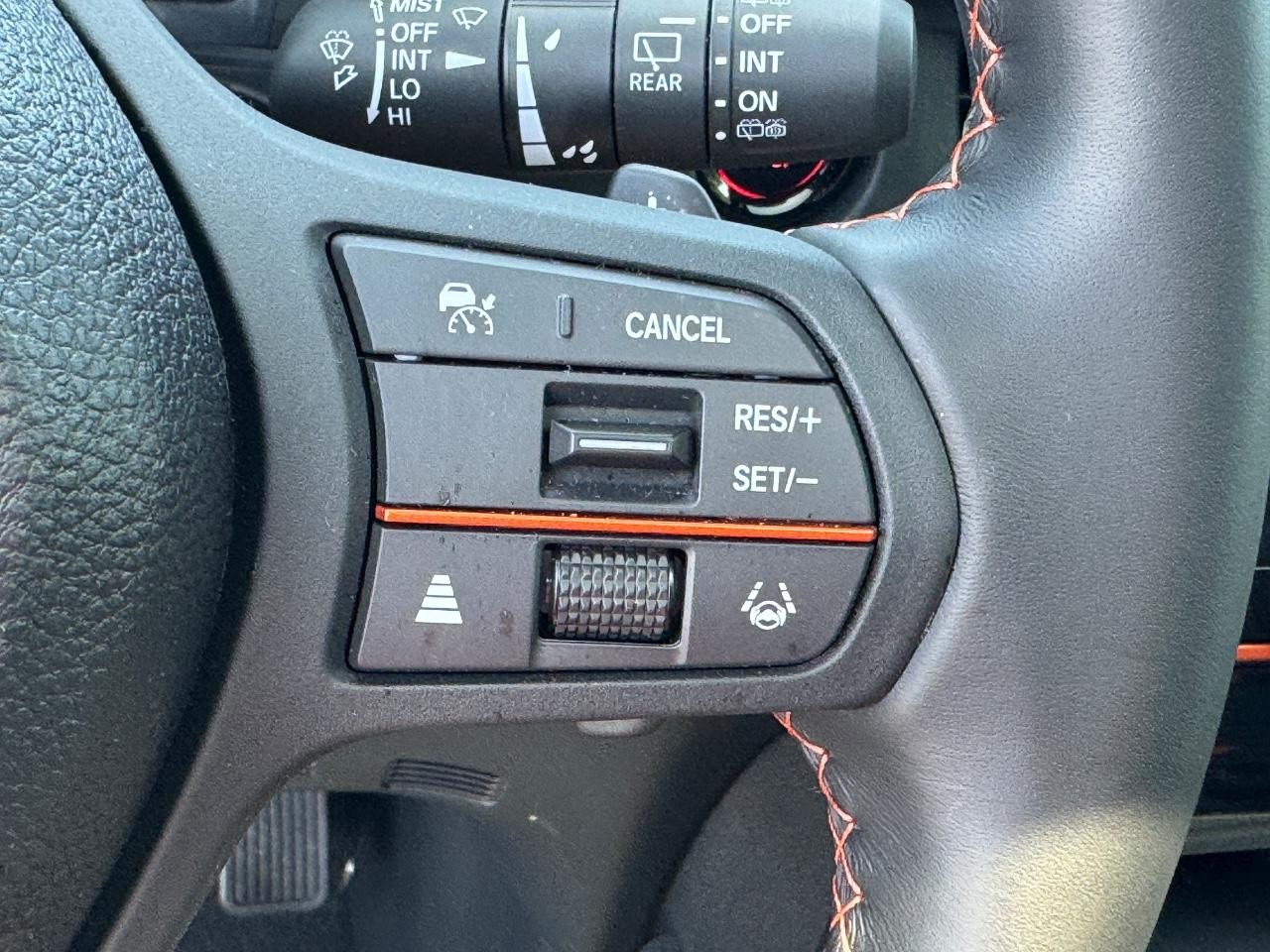 Honda Passport Vehicle Full-screen Gallery Image 23