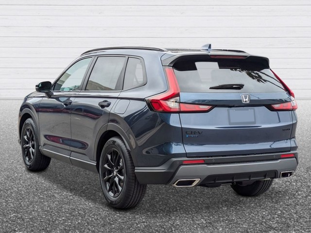 Honda CR-V Hybrid Vehicle Full-screen Gallery Image 03