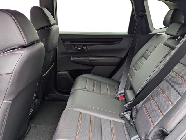 Honda CR-V Hybrid Vehicle Full-screen Gallery Image 19