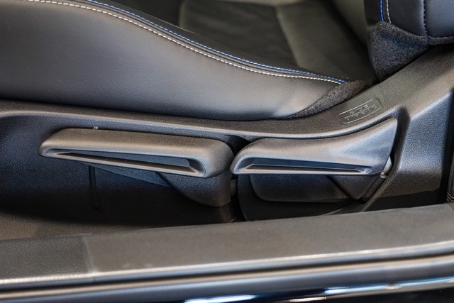 Honda Prelude Vehicle Full-screen Gallery Image 11