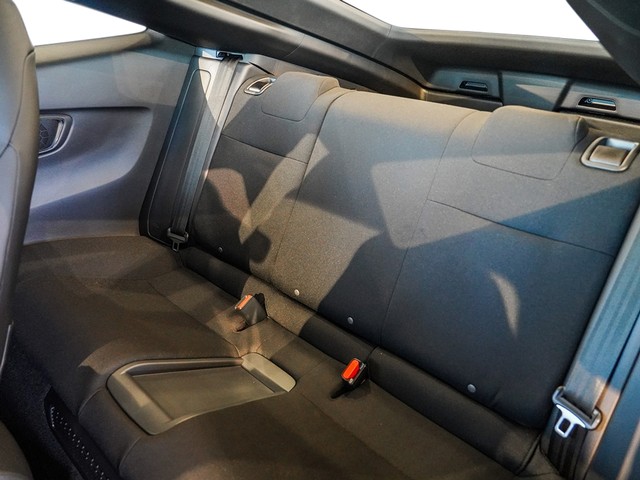 Honda Prelude Vehicle Full-screen Gallery Image 19